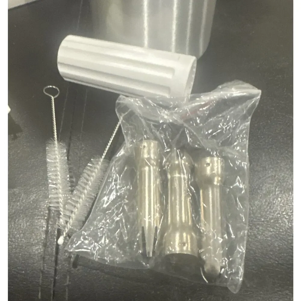 FineDine Aluminum Cream Whipper with Stainless Steel Tips